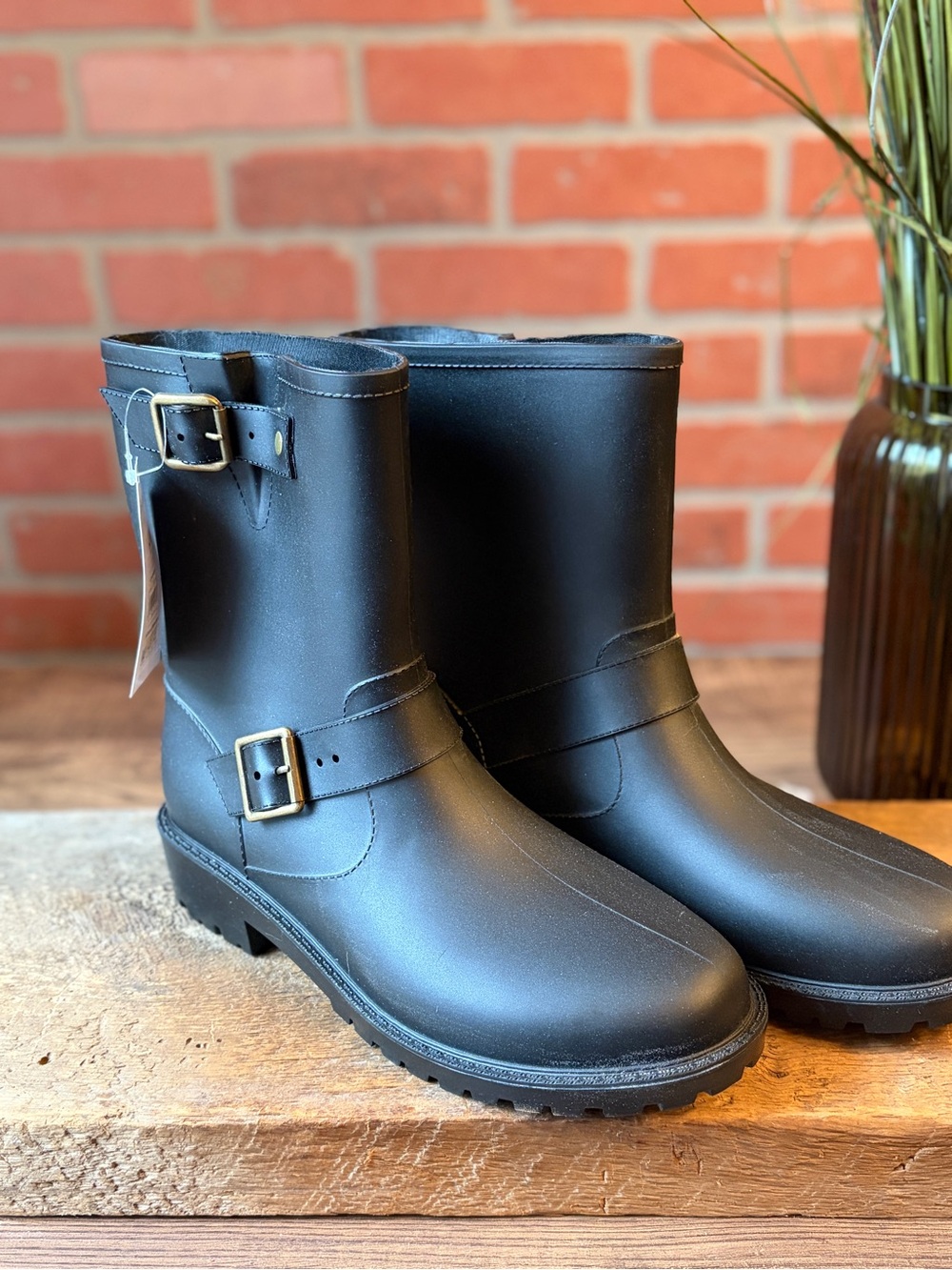 NWT Time and Tru Women’s Black Moto Waterproof Boots Size 7M